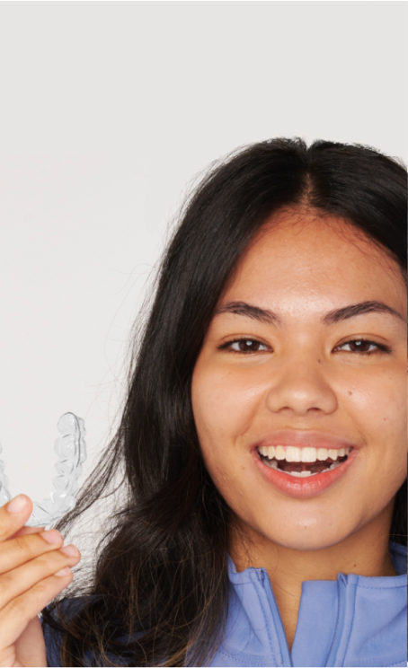 Retainer Ordered Online Holding Girl D