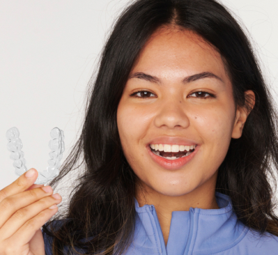 Retainer Ordered Online Holding Girl D